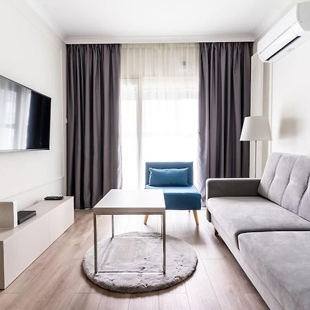 Chic & Luxury Apartment By Mennica Residence Warsaw Exterior photo
